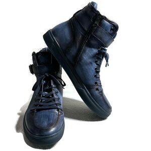 JUMP NEW YORK 
SULLIVAN BLUE HIGH TOP SNEAKERS